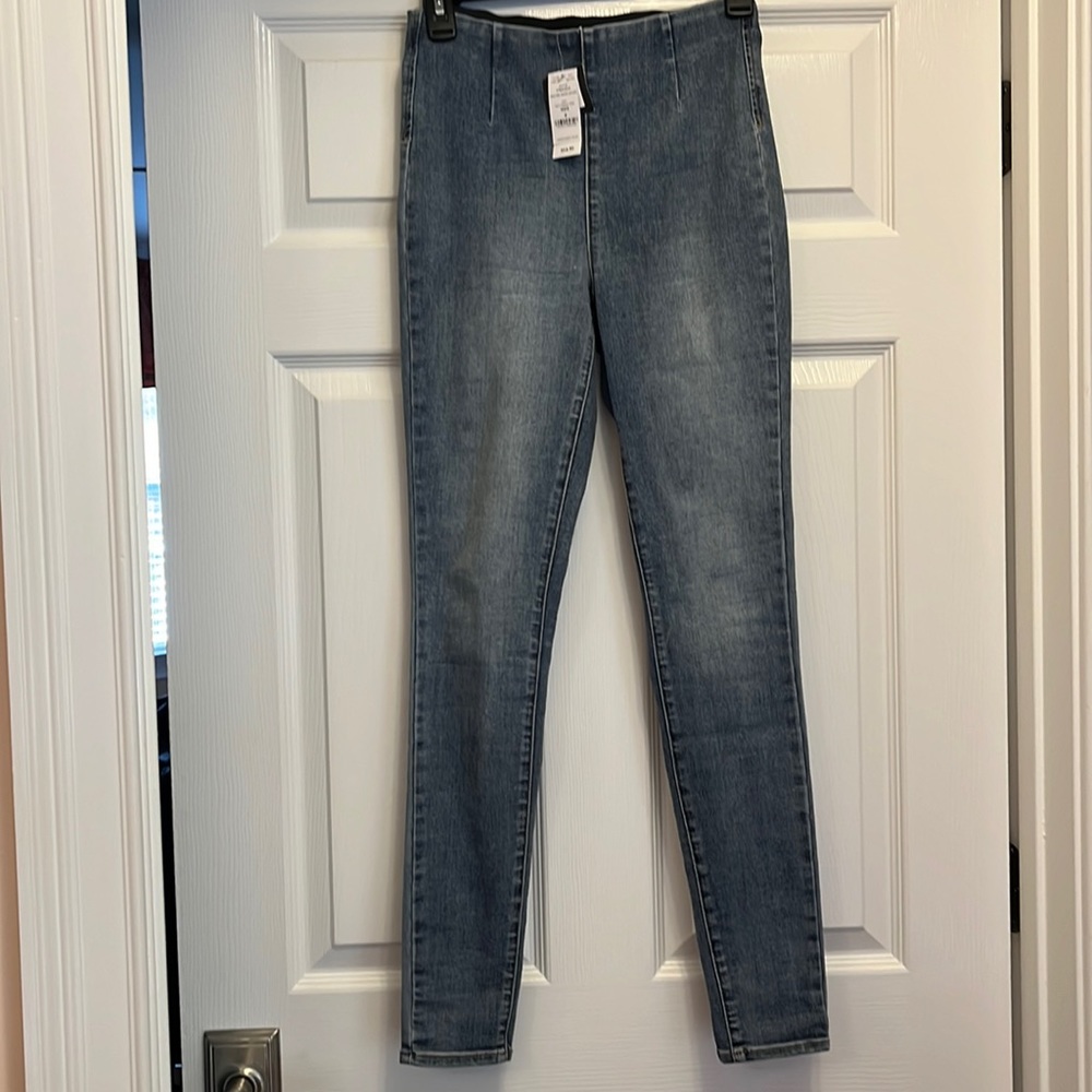 White House Black market high rise denim leggings. Size 0.